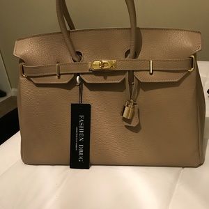 IT-BAG in Nude by FASHION DRUG